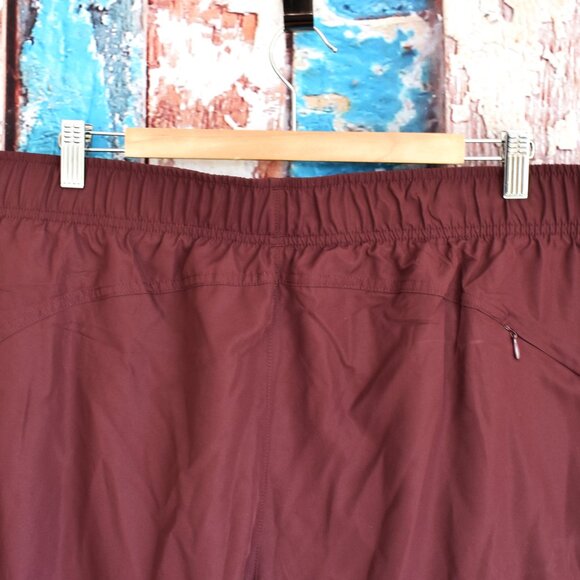 Women's Athletic Works Core Running Shorts Relaxed Fit XXL,XXXL Deep Chianti NEW - Picture 6 of 7